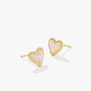 NWT Kendra Scott Ari Heart Stud Earrings